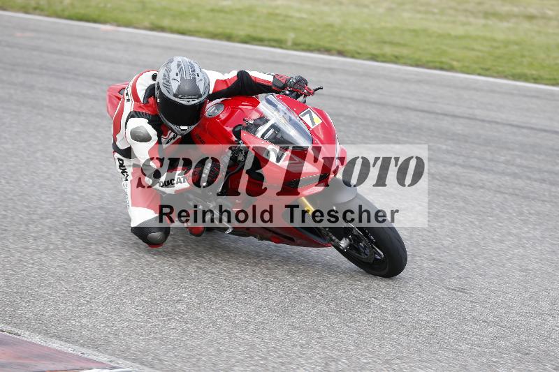 /Archiv-2025/09 22.04.2025 Cornu Master School ADR/rot-rouge/27